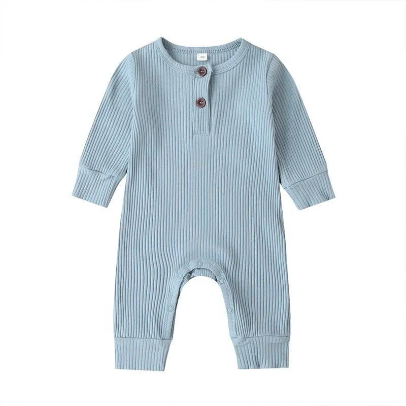 Fall in love with our cozy cotton romper for newborns! Perfect for baby boys and girls, this long sleeve jumpsuit is a must-have for autumn adventures! 🍂👶✨