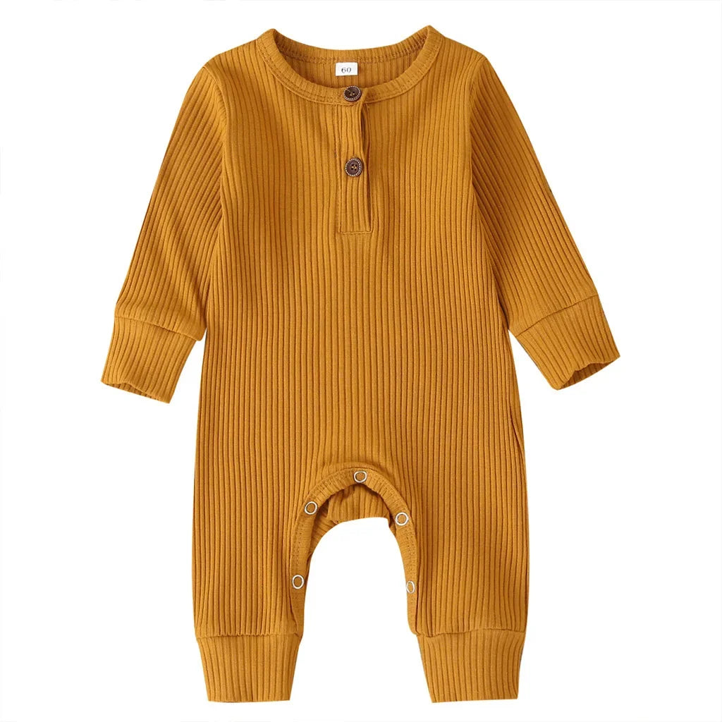 Fall in love with our cozy cotton romper for newborns! Perfect for baby boys and girls, this long sleeve jumpsuit is a must-have for autumn adventures! 🍂👶✨