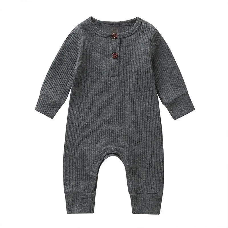 Fall in love with our cozy cotton romper for newborns! Perfect for baby boys and girls, this long sleeve jumpsuit is a must-have for autumn adventures! 🍂👶✨