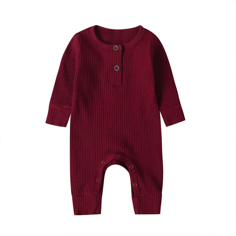Fall in love with our cozy cotton romper for newborns! Perfect for baby boys and girls, this long sleeve jumpsuit is a must-have for autumn adventures! 🍂👶✨